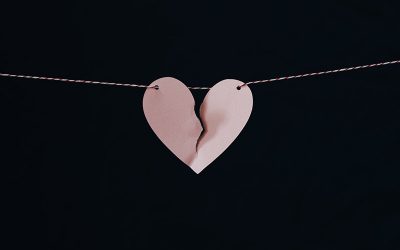 Five Warning Signs, It’s Time To Try Couples Therapy